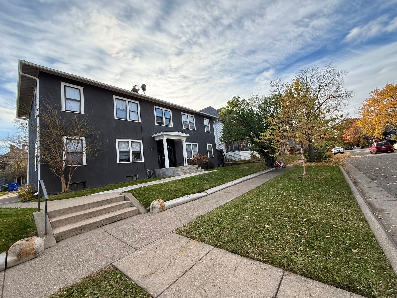 Commercial Lawn Care in Bloomington, MN